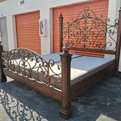 Kng Sz Bd Frm With Base Good Condition