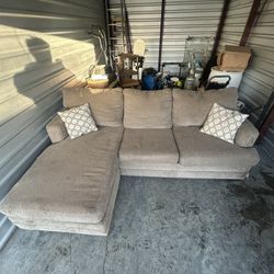 Couch With Chaise
