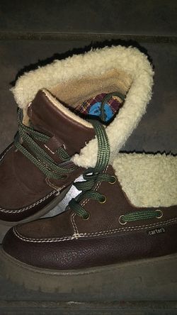 Boys brown winter boots(Carter's/size10)