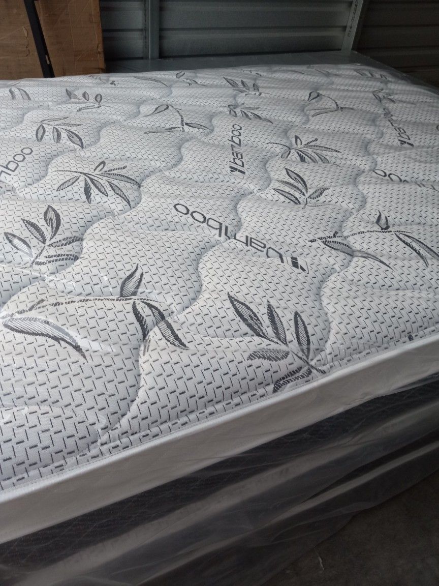 Bamboo Collection Pillow Top Queen Mattress And Boxspring