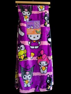 Hello kitty and friends throw blanket witch pals