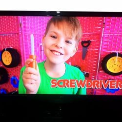 VIZIO 55 Inch Class Edge Lit Razor HDTV M550SV