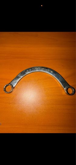 Snap-on 5/8” x 9/16” Moon Wrench – Used Good Condition