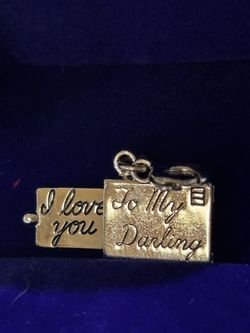 VINTAGE MONET LOVE LETTER CHARM