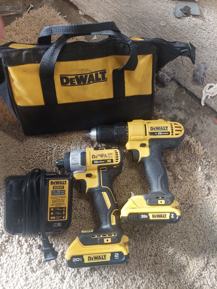 Dewalt Compat Drill And Regular Drill 2 Batteries New Bag New Charger