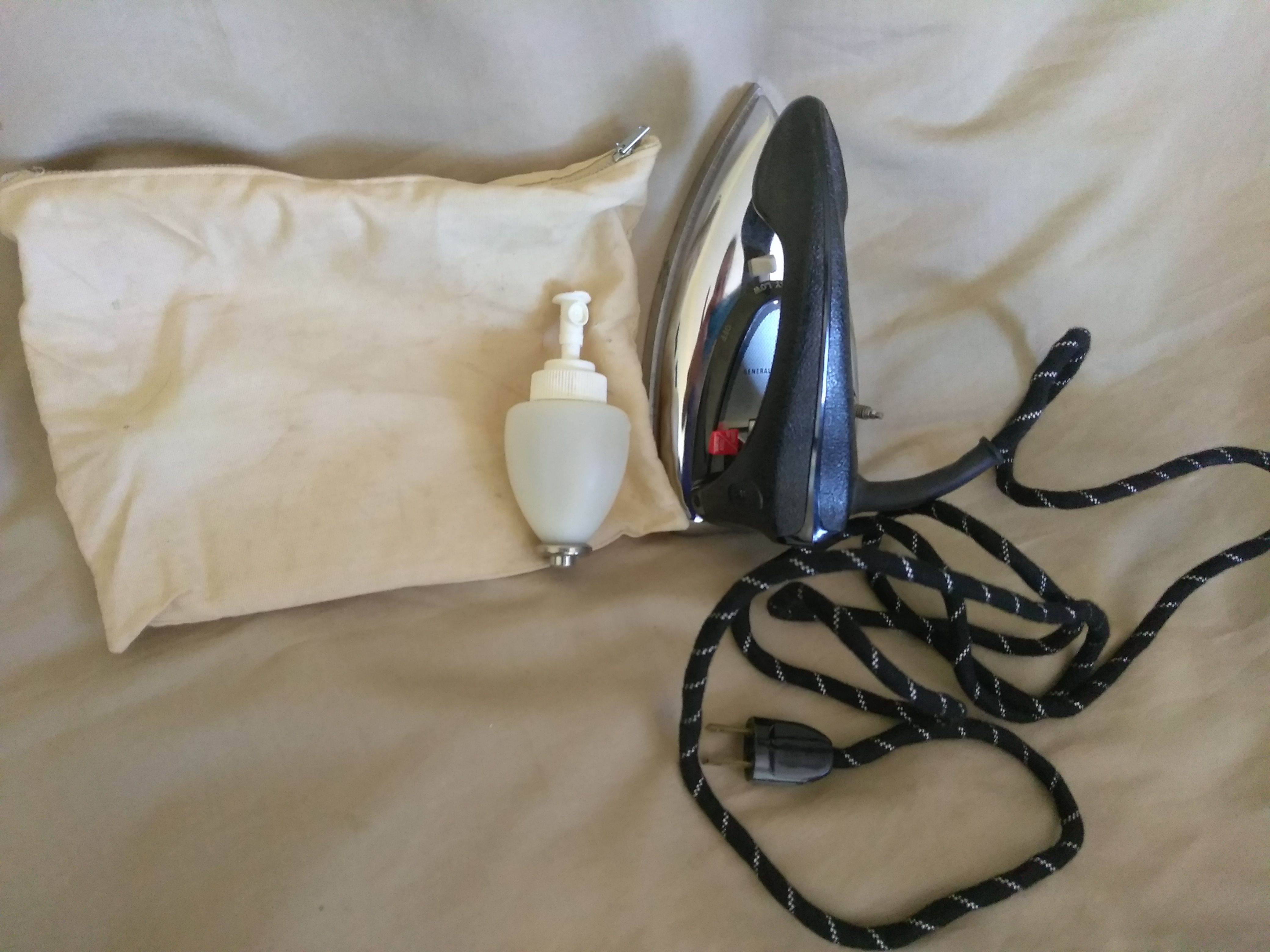 Antique General Electric Iron W/ Bag and Bottle. $25