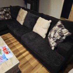 11 X 11 Foot Sectional Couch