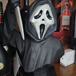 Scream Statue