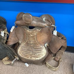 Leather Saddle 