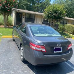 Toyota Camry LE 2010