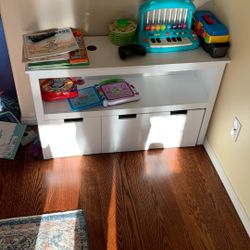 Bayze bookcase w/ Removable Drawers