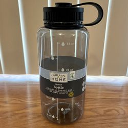 Large Hydration measurement tritan water bottle