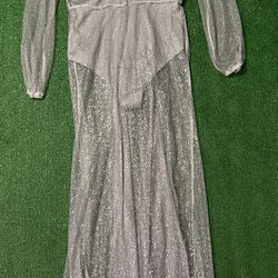 Women’s Sparkly silver long sleeve jumpsuit size L