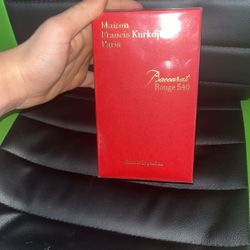 Masion Francis kurkdjian Paris