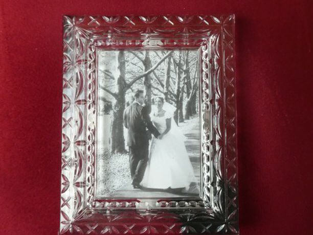 New Mikasa Crystal Picture Frame For 3 1/2X5 Picture