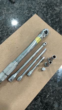 Micrometer torque wrench