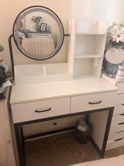 Vanity for sale -$175