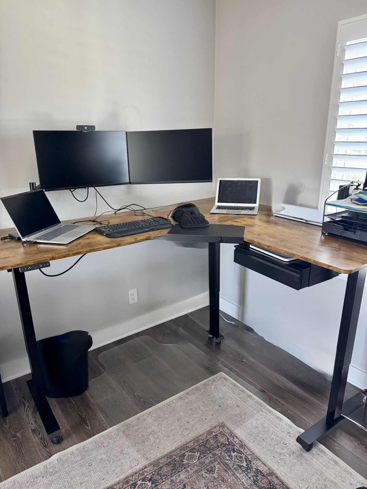 Large Standing L-Shaped Desk - 75” x 63” - Electric Motor - VIVO