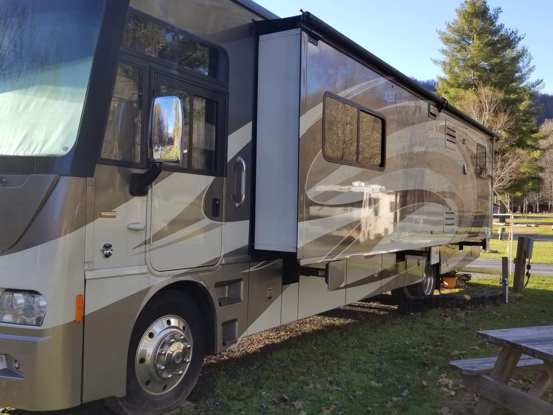 RV / Motor home in excellent condition!