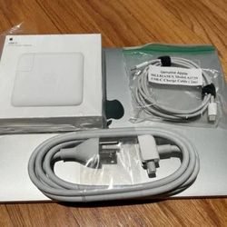 Macbook Pro Laptop