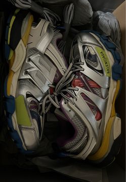 Multi Balenciaga tracks