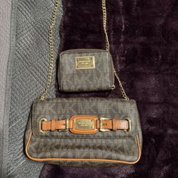 Brown Shoulder Michael Kors Purse And Wallet
