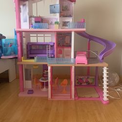 Barbie Dreamhouse Dollhouse