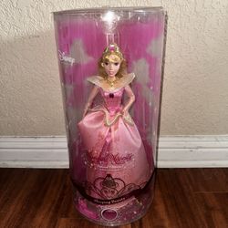 NEW Y2K DISNEY Musical Majesty Special Edition Musical Sleeping Beauty Doll 2008