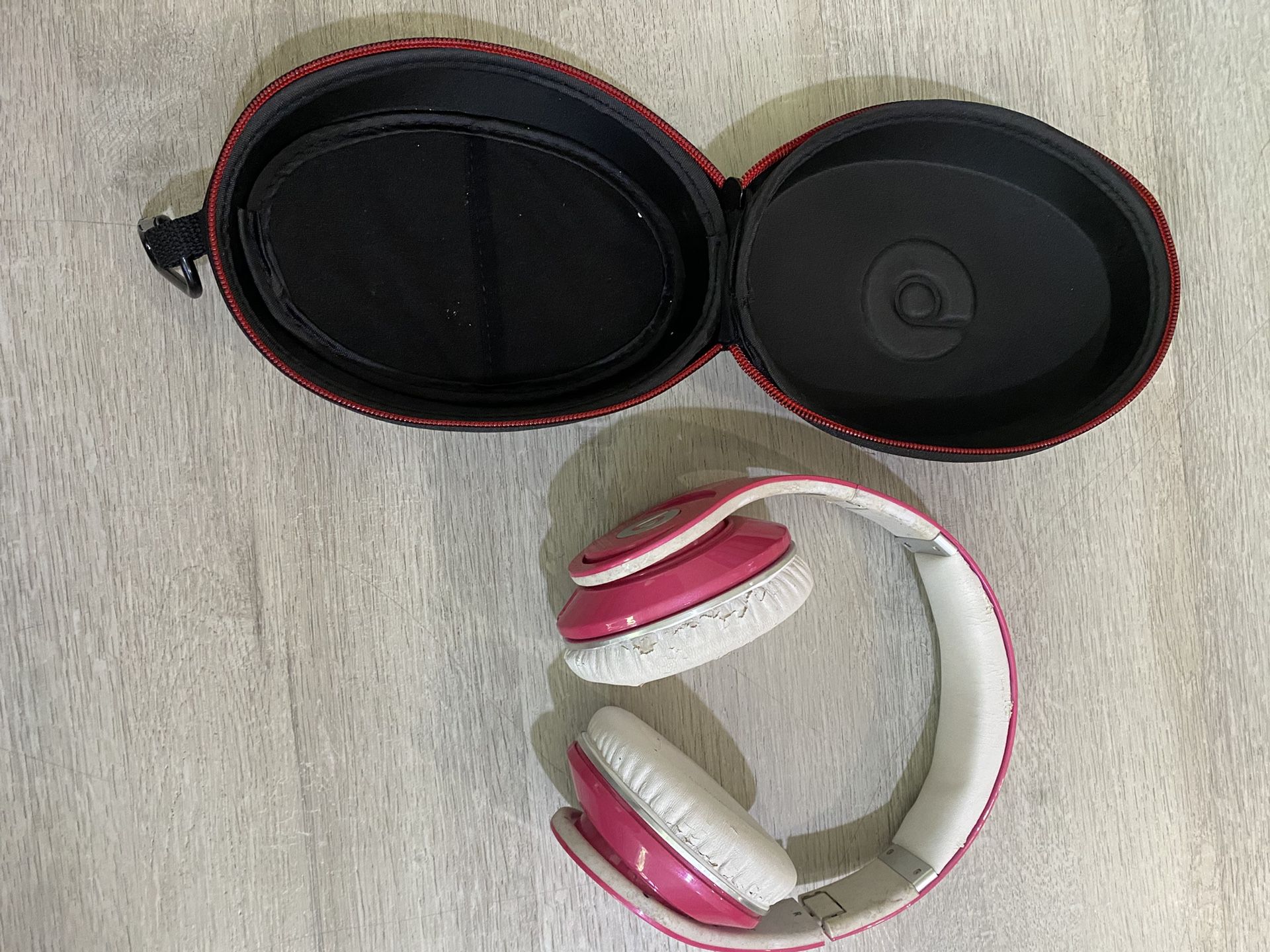 Wired Over the Head Beats (headphones/headset)
