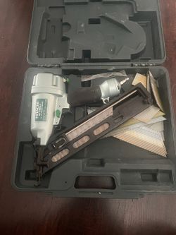 Hitachi Crown Molding Finisher Gun