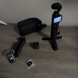 DJI Osmo Pocket 3 Content Creator Combo 