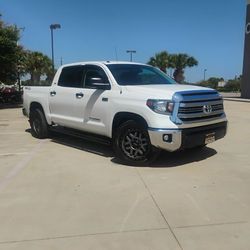 2017 Toyota Tundra CrewMax