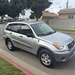 2004 TOYOTA RAV4     AWD clean title