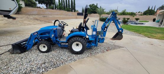LSLB1104 Tractor