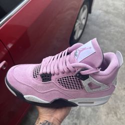 Jordan 4