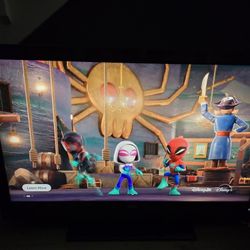 Vizio 42" TV. Led Smart Tv