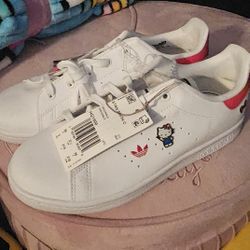 Hello Kitty Adidas