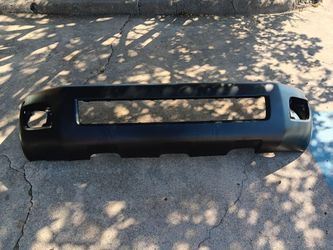 2008-14 Toyota Sequoia Front Bumper W/Sensor