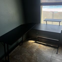 Corner Desk
