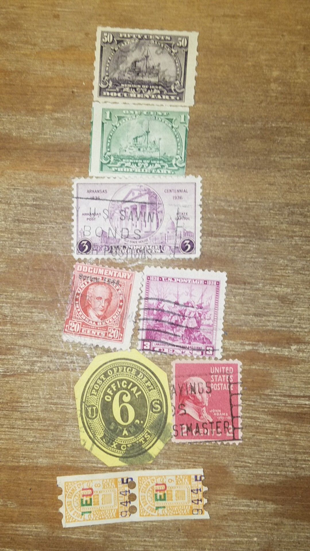 VINTAGE LOT OF 8 STAMPS