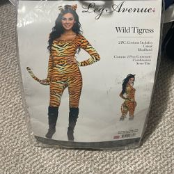 Halloween Costume Size S/M 