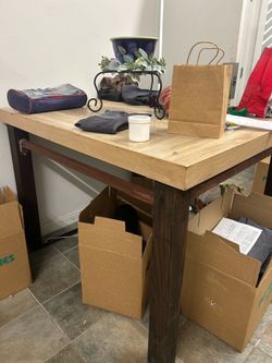 Xl Table for free