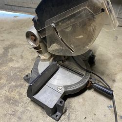 Black & Decker Power Miter Saw!!