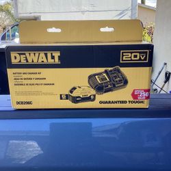 DEWALT 20V MAX LITHIUM-ION 6.0 AH BATTERY AND CHARGER INCLUDED 