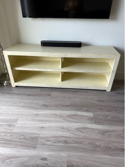 2 Tv Stands