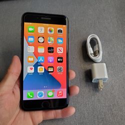 iPhone 8 Plus - UNLOCKED - Like New 