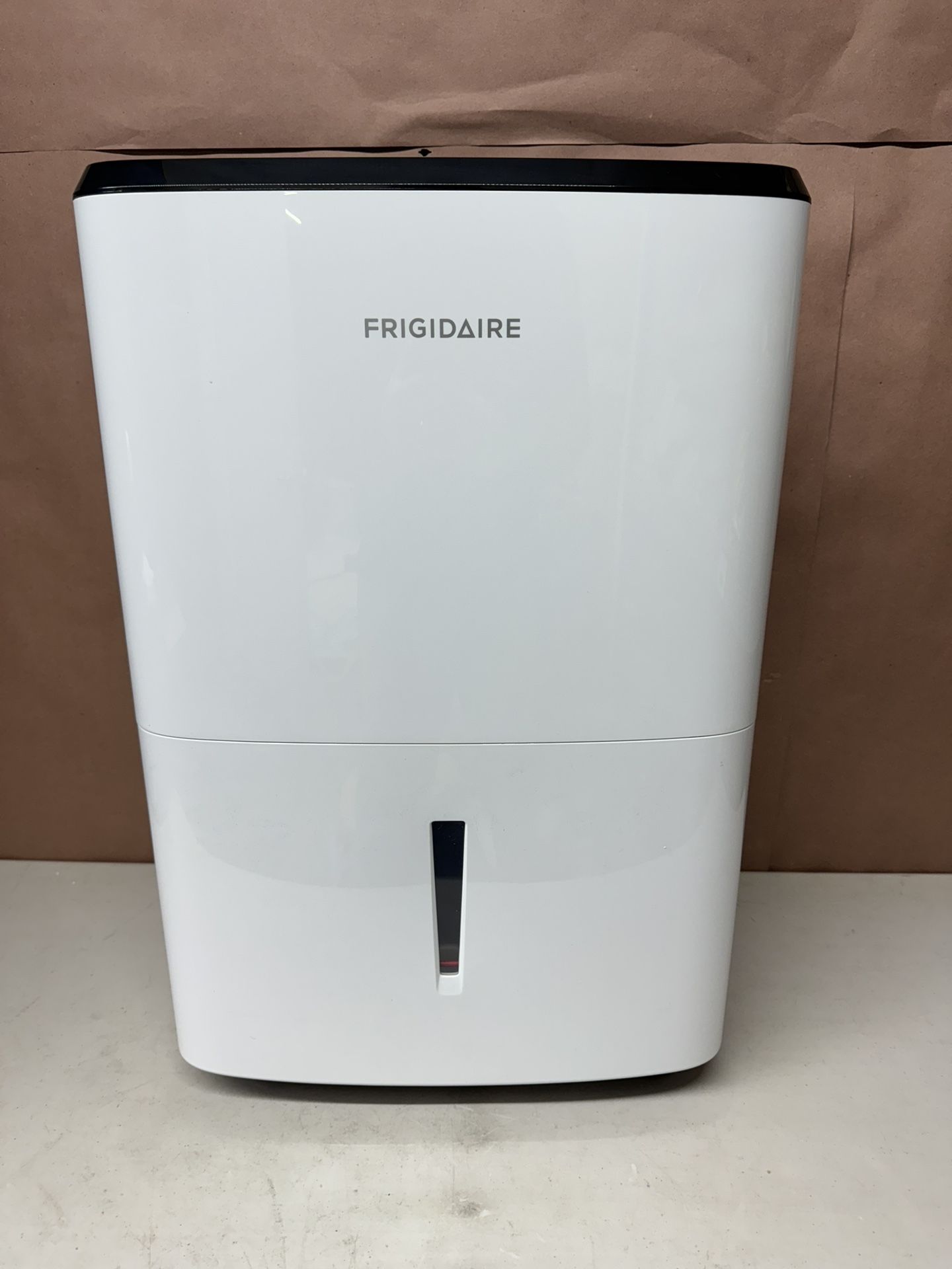 BNIB Frigidaire 50 pt. 1200 sq.ft. High Humidity Dehumidifier with Bucket in. White