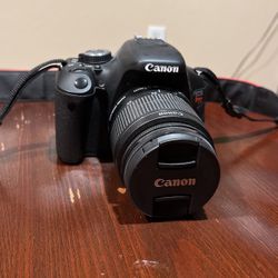 Canon EOS Rebel T3i 