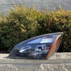 Freightliner Cascadia LED Headlight 