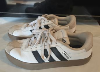 Adidas VL Court 3.0 White Black Gum Size 8 Pre-owned